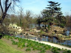 General overview of dinosaur land